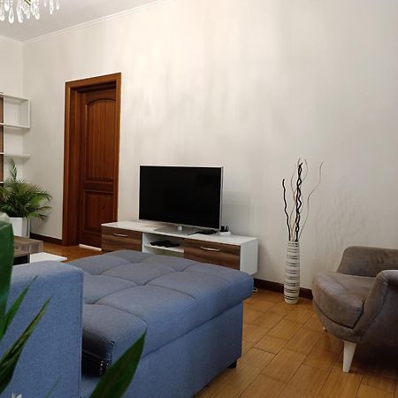 Apartmán Aura On Tynystanova Street 199 Biškek Exteriér fotografie